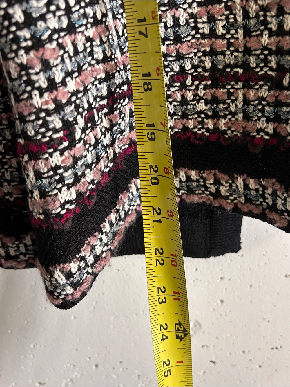 St. John Tweed Pearl-Button Designer Jacket - Picture 5 of 5